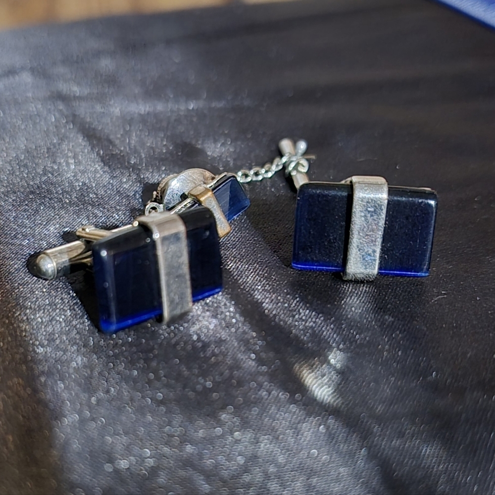 Cufflinks & tie pin